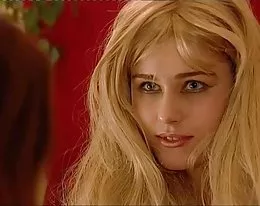 Alice trolldom-mycket sensuell lez scen (gr-2)