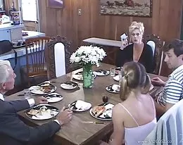 alla i familjen 2 scen 1